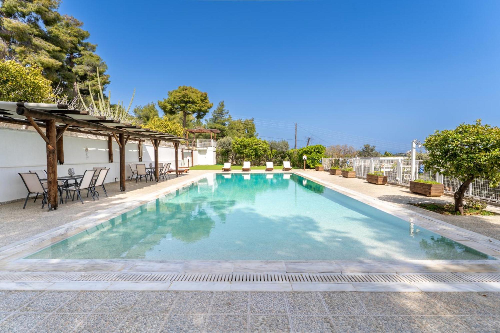 The House Of Gratitude - Poolside Retreat Villa Loutrá Oraías Elénis Eksteriør bilde