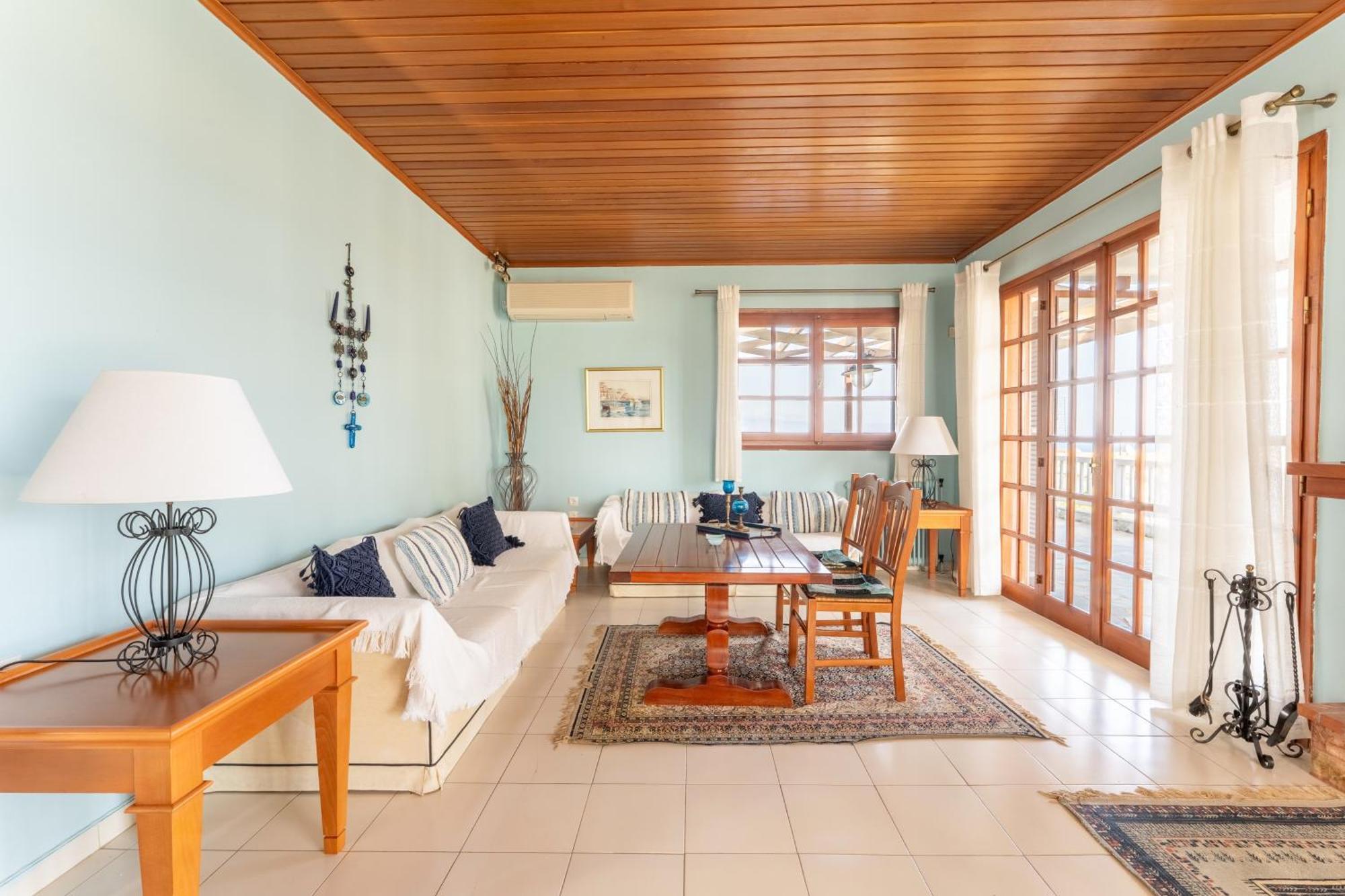 The House Of Gratitude - Poolside Retreat Villa Loutrá Oraías Elénis Eksteriør bilde